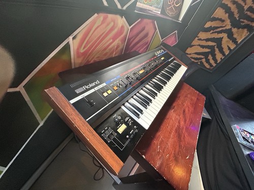 Roland juno classic analogue - juno,