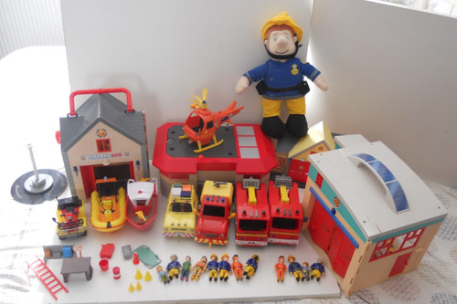 Fireman sam fire station - fireman,