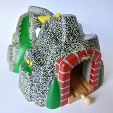 BRIO 33481 Adventure Tunnel +