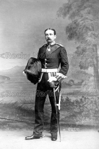 Eww military officer with - eww-49,