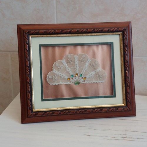 Vintage decorative fan - 3d,