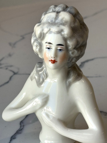 Beauty antique porcelain pin - antique,