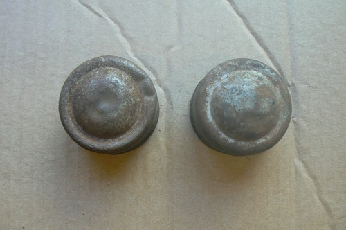 Triumph herald front hub - triumph,