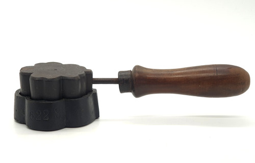 Antique milliners cast - antique,