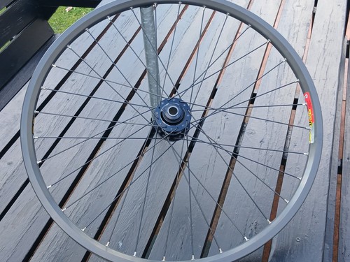 Mavic d521 front wheel - 26", 32
