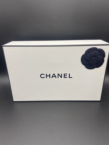 Chanel empty gift box - chanel,