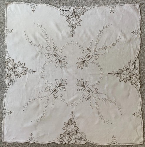Vintage hand embroidered - ,