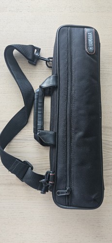 Yamaha yfl 221 - flute, near