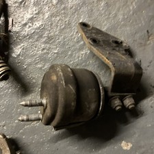 RH Engine Mount FORD Escort