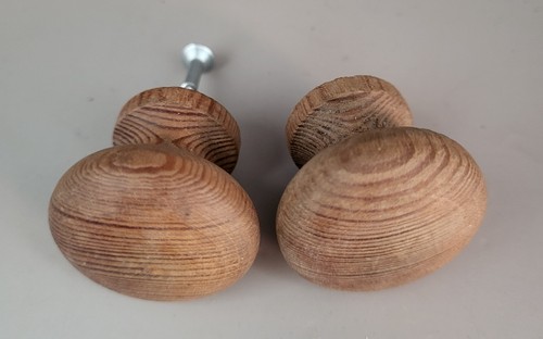 Small pine drawer knobs - small,