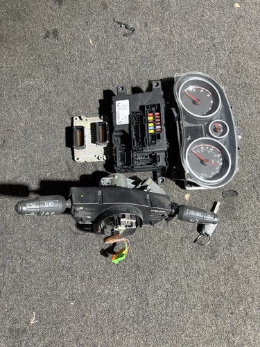Vauxhall corsa vxr 6 ecu - vauxhall, 1.6