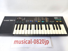 Casio SK-1 32-Key LoFi Sampling Keyboard Electronic Piano Digital Piano Black