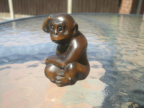 Hand carved wood netsuke - 1a.,
