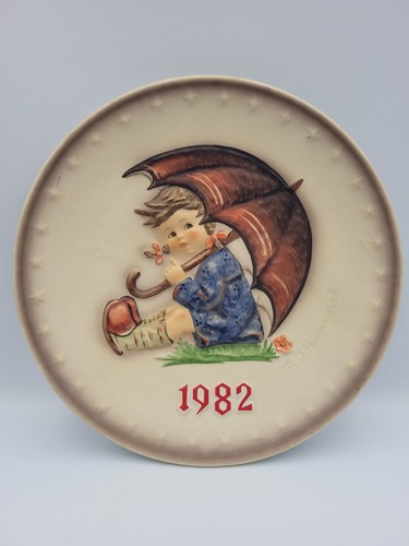 Hummel annual plate - annual, 1982