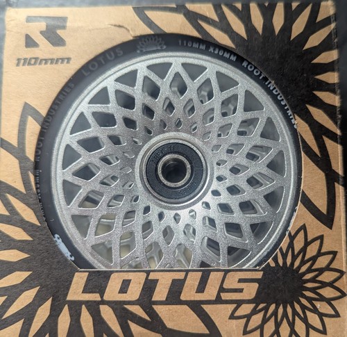 Brand new lotus scooter wheels - brand,