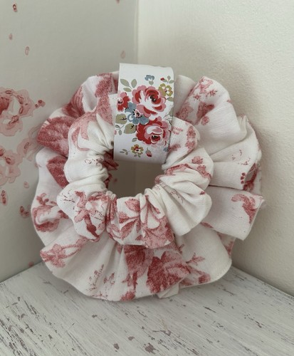 Hair scrunchie s - hair, scrunchie’s