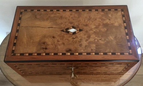 Lovely antique burr walnut - burr,
