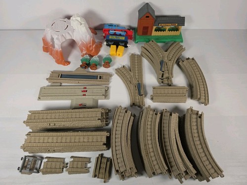 Thomas the tank engine - thomas,