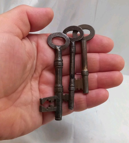 Vtg antique steel skeleton - 3,
