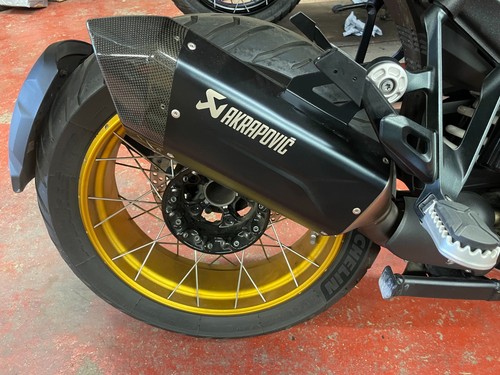 Akrapovic slip exhaust - slip-on,