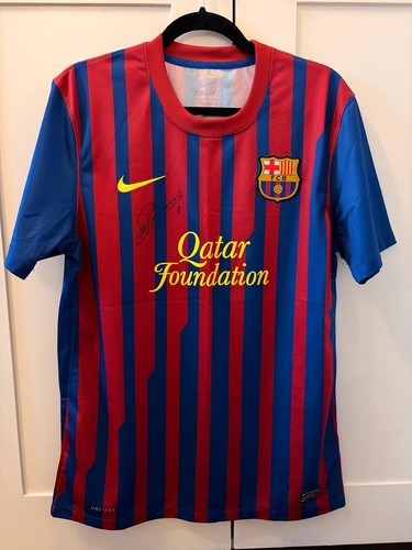 Andrés iniesta signed - andrés,
