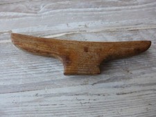 VINTAGE WOODEN OAK CLEAT FOR