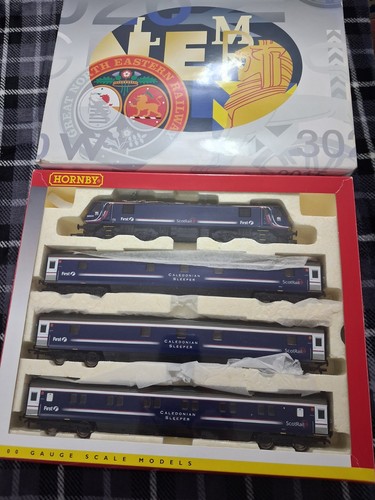 Hornby scotrail caledonian - scotrail,