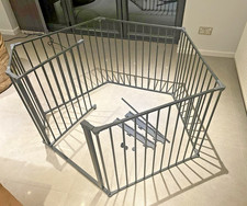 Baby Dan Fire Guard/Play