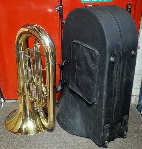 Odyssey debut tuba - odyssey, outfit