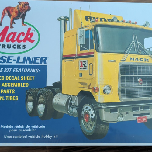 Round2 mpc mack dm600 truck - mpc,