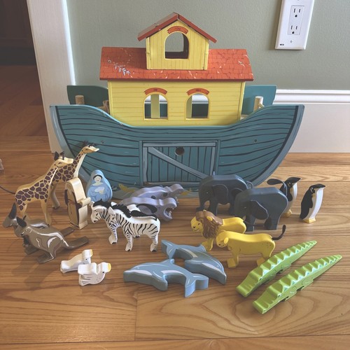 Toy van made pretend - le,