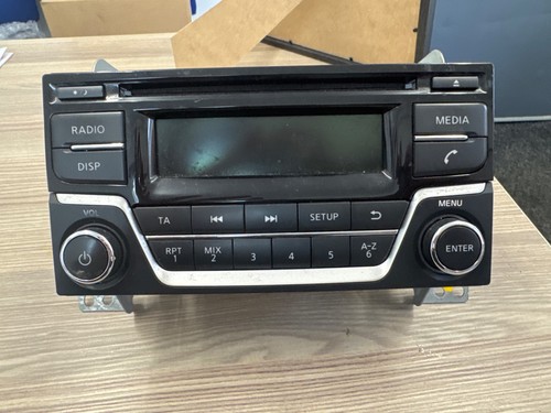 Nissan juke radio player - nissan,