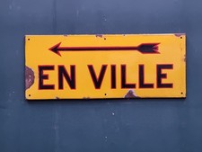 Enamel Sign EN VILLE