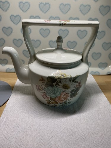 Arthur wood pottery teapot - wood,