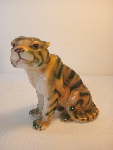 Vintage china tiger - china,