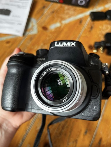 Panasonic lumix dmc gh4 body - dmc-gh4,