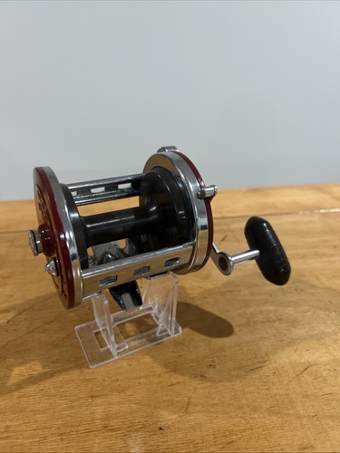 Vtg penn jigmaster - penn, no.