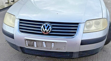 2003 VW VOLKSWAGEN PASSAT B5 COMPLETE FRONT BUMPER IN SILVER  25 013