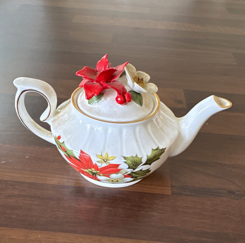 Royale stratford floral bone - stratford,