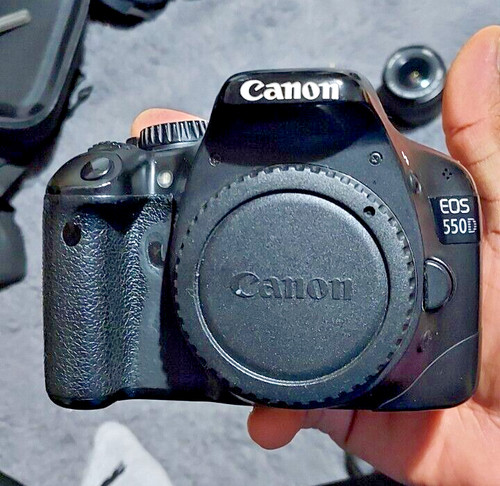 Canon eos 550d 0mp - 18.0mp, digital