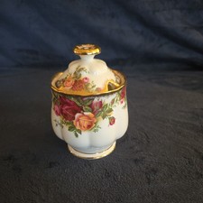 VINTAGE Royal Albert Old