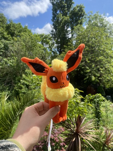 Pokémon flareon plushie - -,