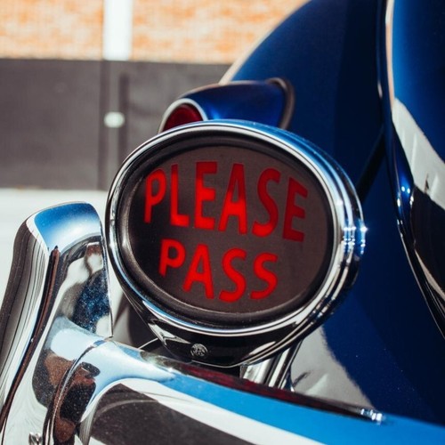 Please pass sign - please,