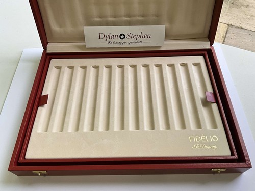 Dupont pen display - dupont,