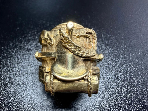 9ct american style saddle ring - saddle,