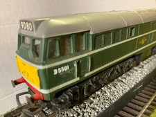 Hornby Class 31 R357  Co-Co loco BR green D5501, fine condition OO scale