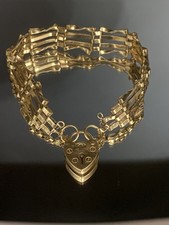 9ct GOLD Gate Bracelet With