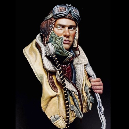 Resin raf pilot bust - pilot, wwii