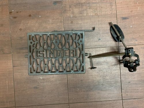 Singer 111w foot pedal and