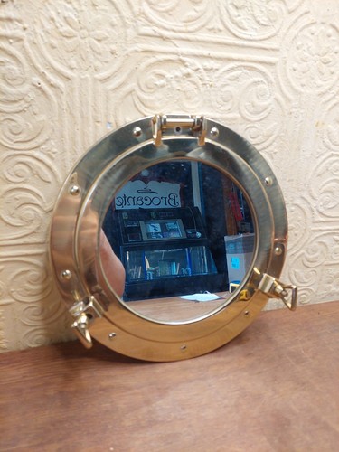 Polished brass porthole - brass,